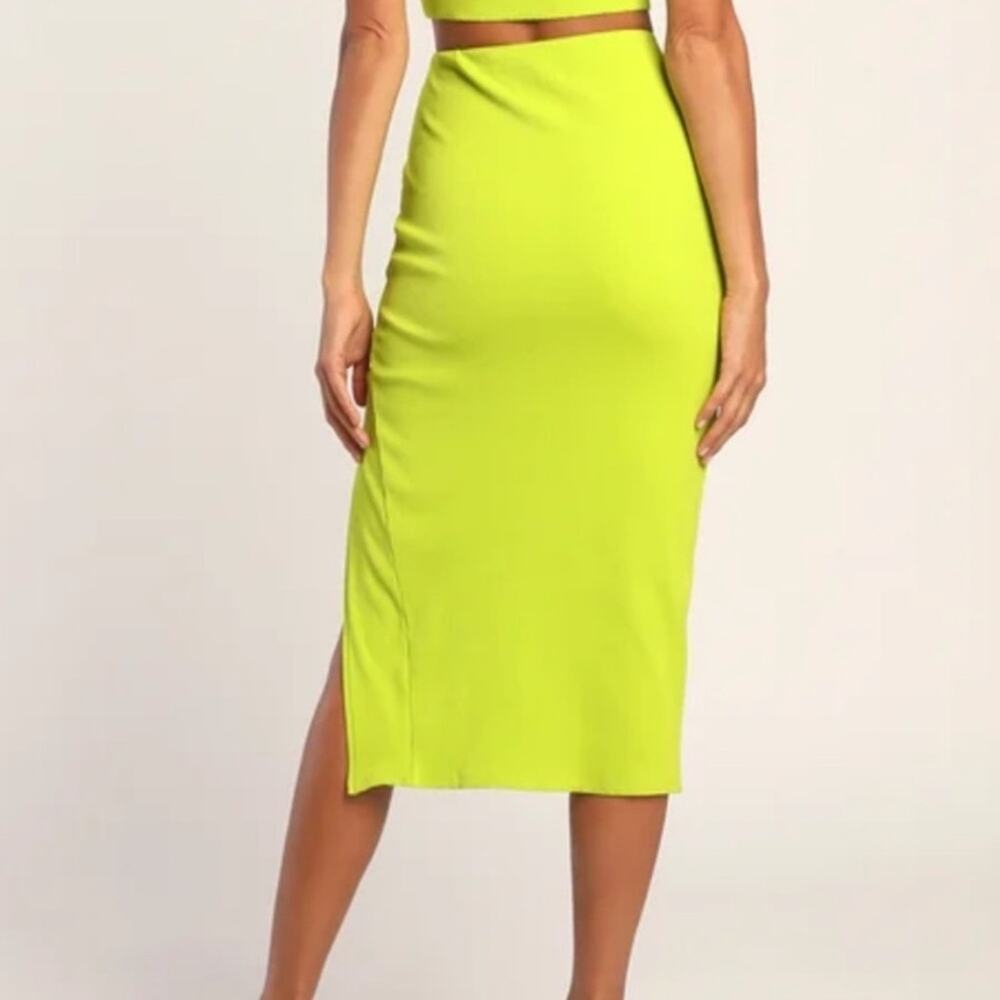 Lulus Lime Green Ribbed Midi Skirt NWT Size Large High Slit Bodycon - Picture 5 of 7